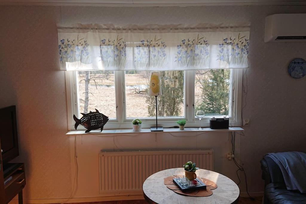Stuga Vad Vatten Åsarp Exterior foto